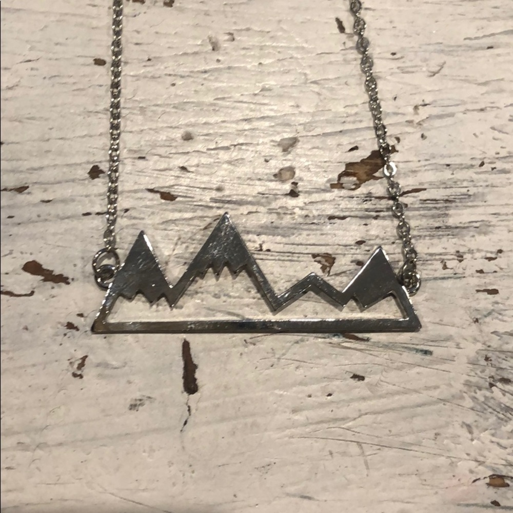 Mountain necklace